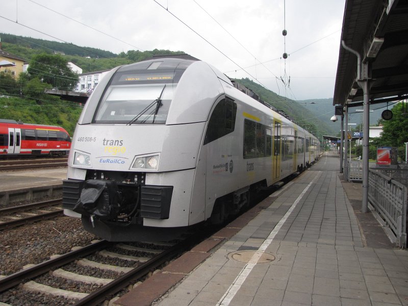 transregio trein.jpg - Donderdag is onze laatste dag aan de Rijn. Morgen pakken we het hele spul op en verplaatsen we naar de Lahn. Vandaag gaan we met de trein stroomopwaarts. Vanaf Bingen fietsen we dan terug naar de camping.